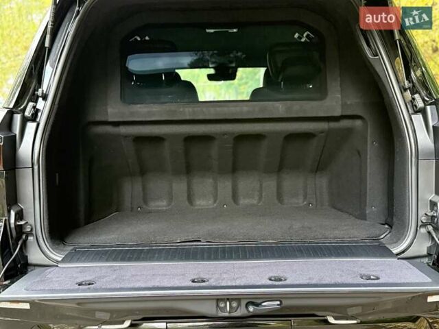 Черный Лексус ЛХ, объемом двигателя 4.5 л и пробегом 26 тыс. км за 169999 $, фото 27 на Automoto.ua