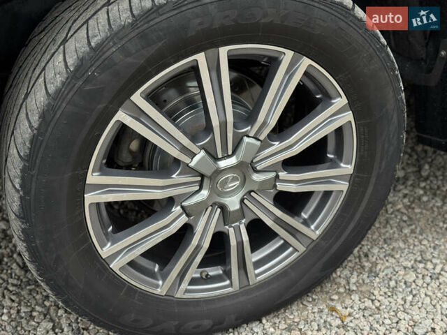 Черный Лексус ЛХ, объемом двигателя 4.5 л и пробегом 145 тыс. км за 62500 $, фото 31 на Automoto.ua