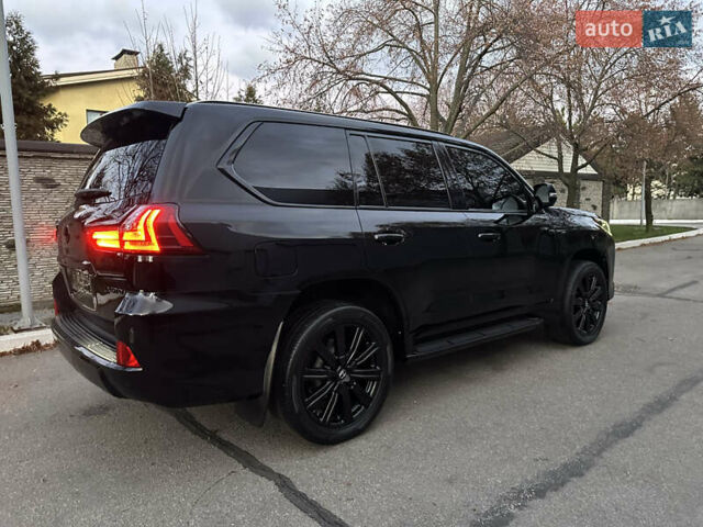 Черный Лексус ЛХ, объемом двигателя 5.66 л и пробегом 158 тыс. км за 69900 $, фото 78 на Automoto.ua