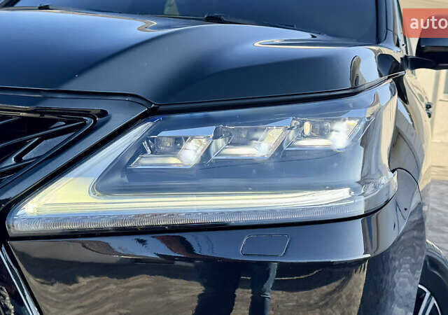 Черный Лексус ЛХ, объемом двигателя 4.46 л и пробегом 185 тыс. км за 67500 $, фото 4 на Automoto.ua