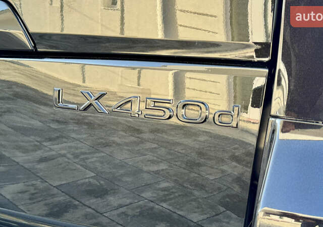 Черный Лексус ЛХ, объемом двигателя 4.46 л и пробегом 185 тыс. км за 67500 $, фото 22 на Automoto.ua