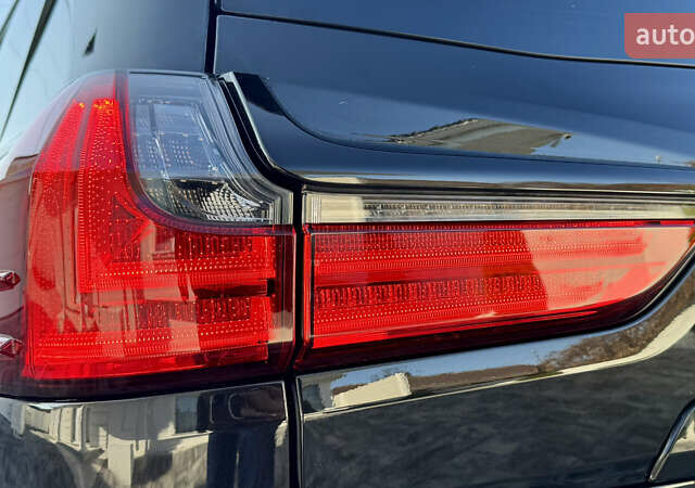 Черный Лексус ЛХ, объемом двигателя 4.46 л и пробегом 185 тыс. км за 67500 $, фото 41 на Automoto.ua