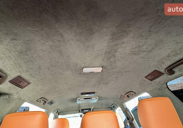 Черный Лексус ЛХ, объемом двигателя 4.46 л и пробегом 185 тыс. км за 67500 $, фото 111 на Automoto.ua