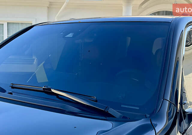 Черный Лексус ЛХ, объемом двигателя 4.46 л и пробегом 185 тыс. км за 67500 $, фото 7 на Automoto.ua