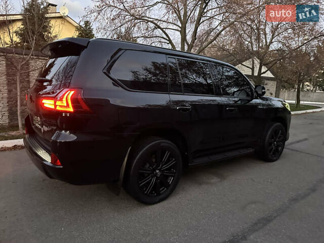 Черный Лексус ЛХ, объемом двигателя 5.66 л и пробегом 158 тыс. км за 69900 $, фото 91 на Automoto.ua