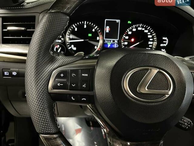 Чорний Лексус ЛХ, об'ємом двигуна 4.46 л та пробігом 74 тис. км за 79700 $, фото 50 на Automoto.ua