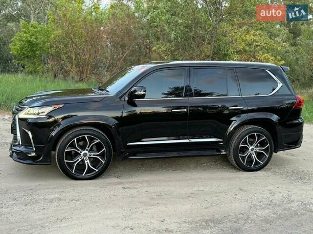 Лексус ЛХ 2018 у Києві на Automoto.ua Чорний Лексус ЛХ, об'ємом двигуна 4.46 л та пробігом 140 тис. км за 72000 $, фото 7 на Automoto.ua
