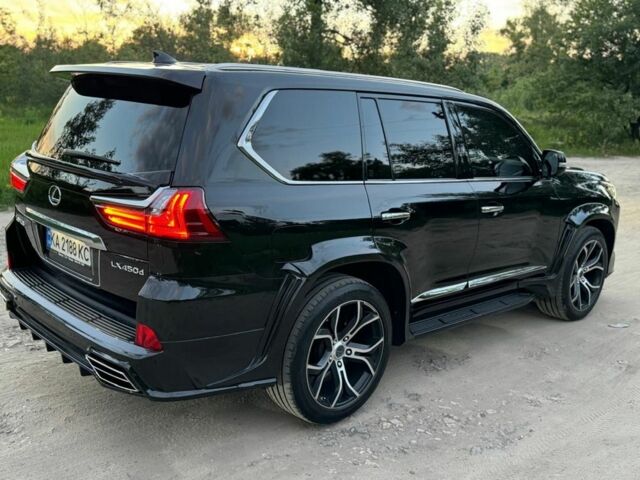 Чорний Лексус ЛХ, об'ємом двигуна 4.5 л та пробігом 129 тис. км за 72000 $, фото 4 на Automoto.ua