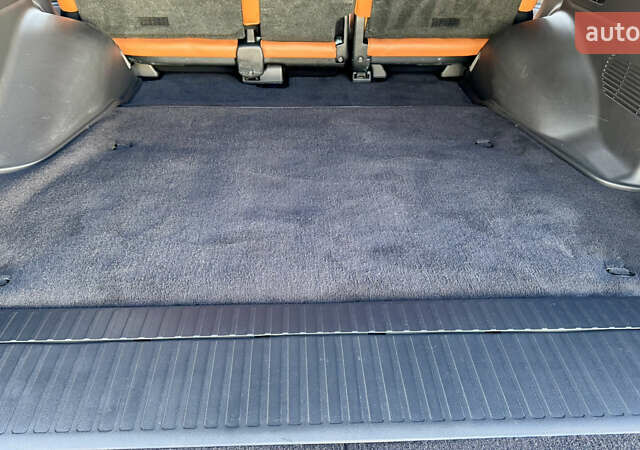 Черный Лексус ЛХ, объемом двигателя 4.46 л и пробегом 185 тыс. км за 67500 $, фото 119 на Automoto.ua