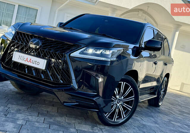 Черный Лексус ЛХ, объемом двигателя 4.46 л и пробегом 185 тыс. км за 67500 $, фото 3 на Automoto.ua