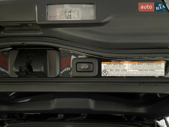 Чорний Лексус ЛХ, об'ємом двигуна 4.46 л та пробігом 74 тис. км за 79700 $, фото 21 на Automoto.ua