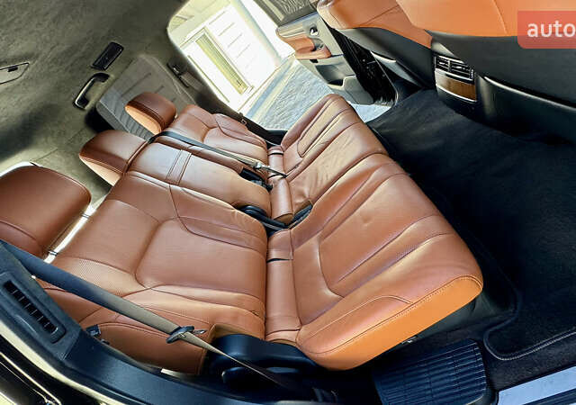 Черный Лексус ЛХ, объемом двигателя 4.46 л и пробегом 185 тыс. км за 67500 $, фото 93 на Automoto.ua