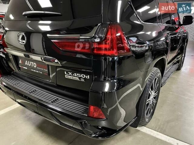 Чорний Лексус ЛХ, об'ємом двигуна 4.46 л та пробігом 74 тис. км за 79700 $, фото 73 на Automoto.ua
