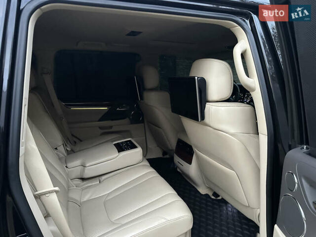 Черный Лексус ЛХ, объемом двигателя 5.66 л и пробегом 158 тыс. км за 69900 $, фото 60 на Automoto.ua