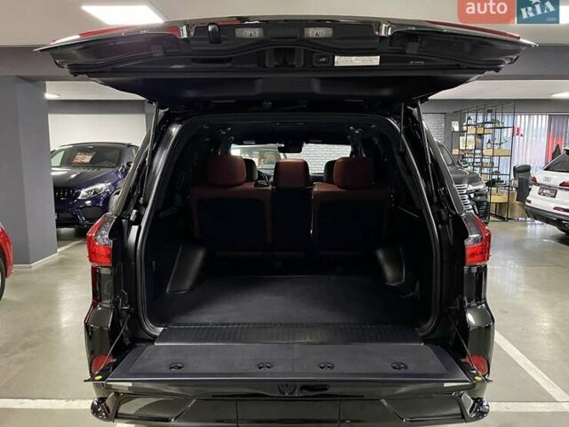 Чорний Лексус ЛХ, об'ємом двигуна 4.46 л та пробігом 74 тис. км за 79700 $, фото 20 на Automoto.ua