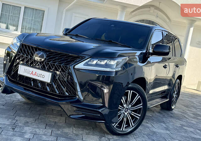 Черный Лексус ЛХ, объемом двигателя 4.46 л и пробегом 185 тыс. км за 67500 $, фото 1 на Automoto.ua