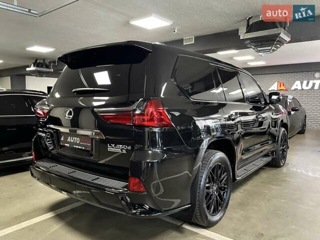Лексус ЛХ 2018 у Львові на Automoto.ua Чорний Лексус ЛХ, об'ємом двигуна 4.46 л та пробігом 72 тис. км за 81700 $, фото 10 на Automoto.ua