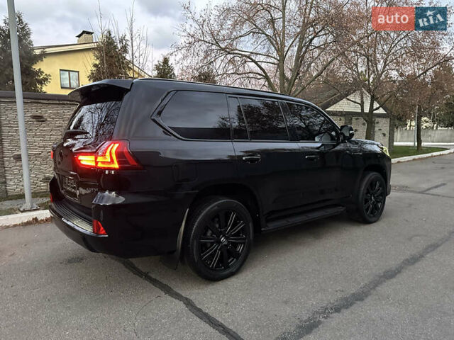 Черный Лексус ЛХ, объемом двигателя 5.66 л и пробегом 158 тыс. км за 69900 $, фото 76 на Automoto.ua