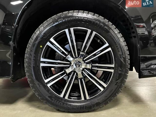 Чорний Лексус ЛХ, об'ємом двигуна 4.46 л та пробігом 74 тис. км за 79700 $, фото 78 на Automoto.ua