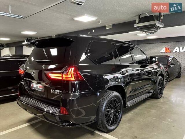 Лексус ЛХ 2018 у Львові на Automoto.ua Чорний Лексус ЛХ, об'ємом двигуна 4.46 л та пробігом 72 тис. км за 81700 $, фото 9 на Automoto.ua