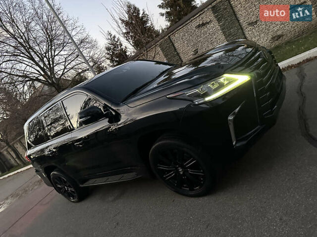 Черный Лексус ЛХ, объемом двигателя 5.66 л и пробегом 158 тыс. км за 69900 $, фото 94 на Automoto.ua