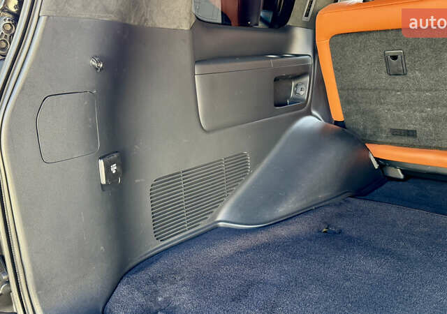 Черный Лексус ЛХ, объемом двигателя 4.46 л и пробегом 185 тыс. км за 67500 $, фото 118 на Automoto.ua