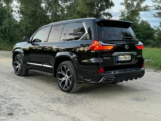 Черный Лексус ЛХ, объемом двигателя 4.5 л и пробегом 129 тыс. км за 72000 $, фото 3 на Automoto.ua
