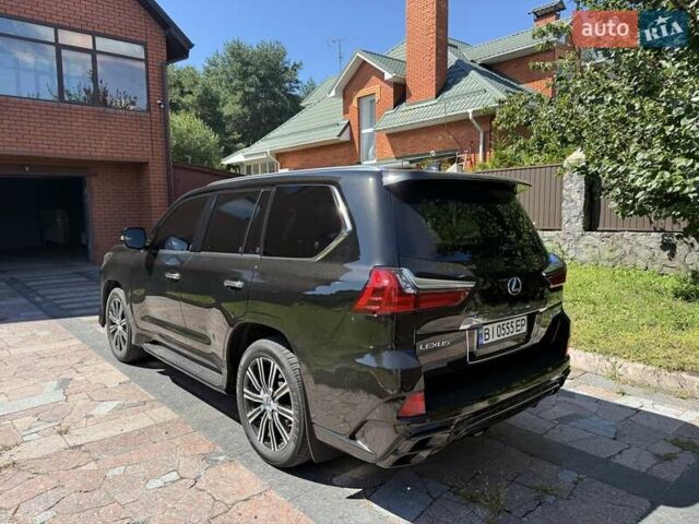 Чорний Лексус ЛХ, об'ємом двигуна 5.66 л та пробігом 53 тис. км за 95000 $, фото 4 на Automoto.ua