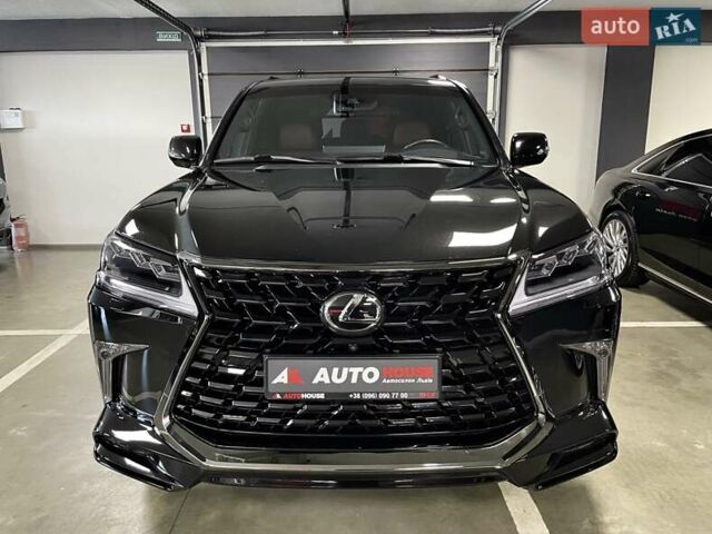 Лексус ЛХ 2018 у Львові на Automoto.ua Чорний Лексус ЛХ, об'ємом двигуна 4.46 л та пробігом 72 тис. км за 81700 $, фото 4 на Automoto.ua