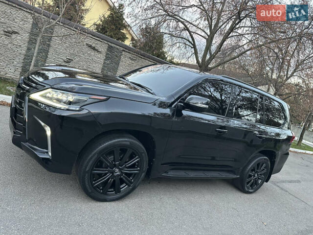 Черный Лексус ЛХ, объемом двигателя 5.66 л и пробегом 158 тыс. км за 69900 $, фото 9 на Automoto.ua