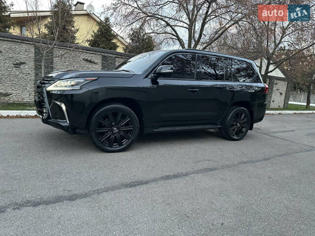 Черный Лексус ЛХ, объемом двигателя 5.66 л и пробегом 158 тыс. км за 69900 $, фото 13 на Automoto.ua