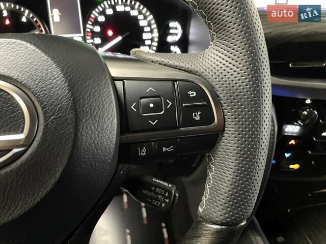 Лексус ЛХ 2018 у Львові на Automoto.ua Чорний Лексус ЛХ, об'ємом двигуна 4.46 л та пробігом 72 тис. км за 81700 $, фото 52 на Automoto.ua