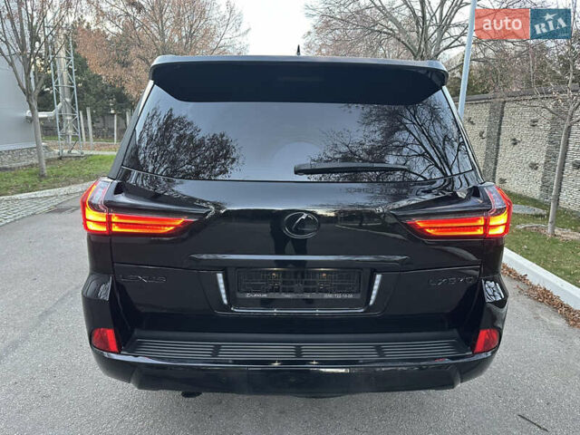 Черный Лексус ЛХ, объемом двигателя 5.66 л и пробегом 158 тыс. км за 69900 $, фото 12 на Automoto.ua