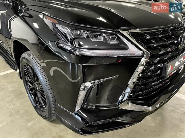 Лексус ЛХ 2018 у Львові на Automoto.ua Чорний Лексус ЛХ, об'ємом двигуна 4.46 л та пробігом 72 тис. км за 81700 $, фото 71 на Automoto.ua