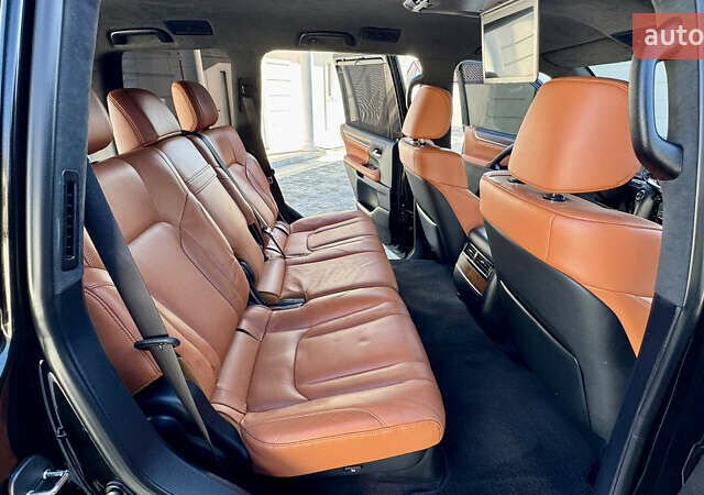 Черный Лексус ЛХ, объемом двигателя 4.46 л и пробегом 185 тыс. км за 67500 $, фото 92 на Automoto.ua