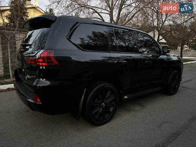 Черный Лексус ЛХ, объемом двигателя 5.66 л и пробегом 158 тыс. км за 69900 $, фото 110 на Automoto.ua