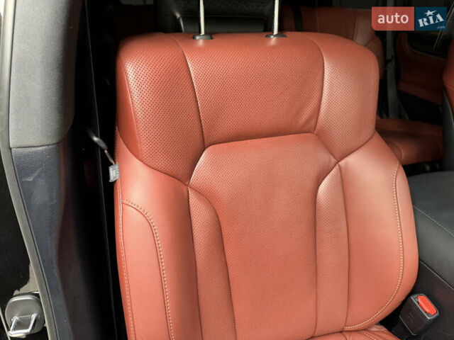 Чорний Лексус ЛХ, об'ємом двигуна 4.46 л та пробігом 147 тис. км за 69900 $, фото 46 на Automoto.ua