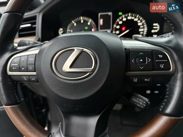 Черный Лексус ЛХ, объемом двигателя 4.46 л и пробегом 120 тыс. км за 69999 $, фото 79 на Automoto.ua