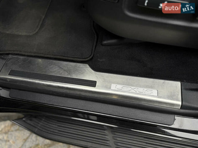Черный Лексус ЛХ, объемом двигателя 4.46 л и пробегом 208 тыс. км за 70000 $, фото 30 на Automoto.ua