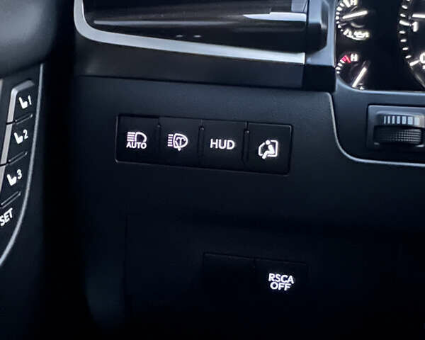 Черный Лексус ЛХ, объемом двигателя 5.66 л и пробегом 127 тыс. км за 76000 $, фото 50 на Automoto.ua