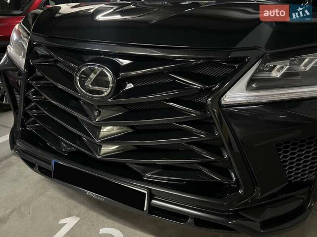 Лексус ЛХ 2019 в Киеве на Automoto.ua Черный Лексус ЛХ, объемом двигателя 5.66 л и пробегом 180 тыс. км за 72000 $, фото 2 на Automoto.ua