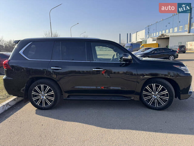Чорний Лексус ЛХ, об'ємом двигуна 5.66 л та пробігом 206 тис. км за 68000 $, фото 9 на Automoto.ua