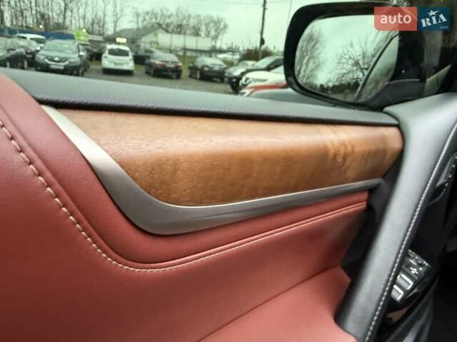 Черный Лексус ЛХ, объемом двигателя 4.46 л и пробегом 120 тыс. км за 69999 $, фото 48 на Automoto.ua