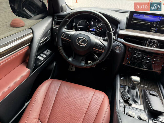 Чорний Лексус ЛХ, об'ємом двигуна 4.46 л та пробігом 147 тис. км за 69900 $, фото 58 на Automoto.ua