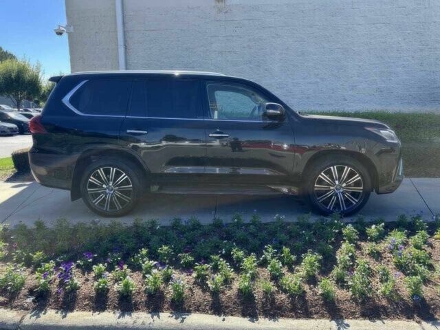 Лексус ЛХ 2019 у Кривому Розі на Automoto.ua Чорний Лексус ЛХ, об'ємом двигуна 5.7 л та пробігом 44 тис. км за 15600 $, фото 3 на Automoto.ua