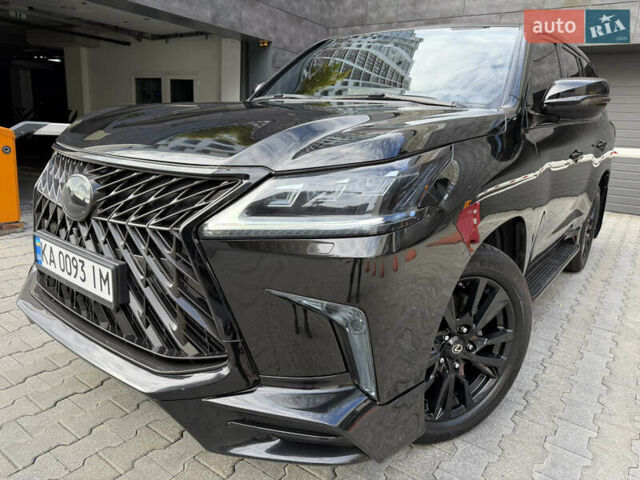 Чорний Лексус ЛХ, об'ємом двигуна 4.46 л та пробігом 147 тис. км за 69900 $, фото 6 на Automoto.ua