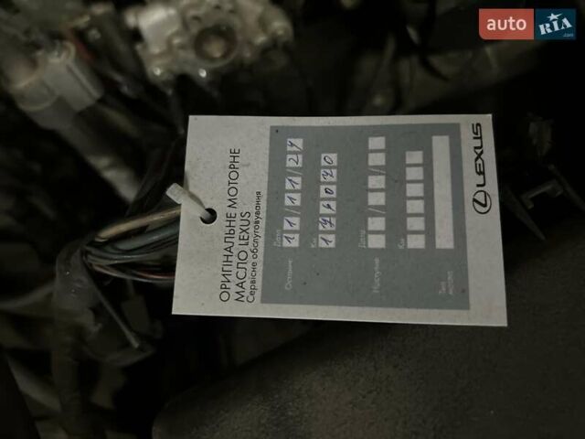 Лексус ЛХ 2019 в Киеве на Automoto.ua Черный Лексус ЛХ, объемом двигателя 5.66 л и пробегом 180 тыс. км за 72000 $, фото 39 на Automoto.ua