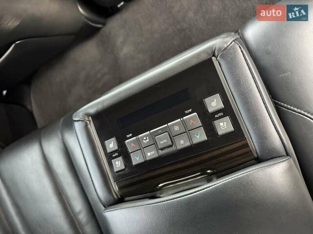 Черный Лексус ЛХ, объемом двигателя 4.46 л и пробегом 144 тыс. км за 75000 $, фото 42 на Automoto.ua