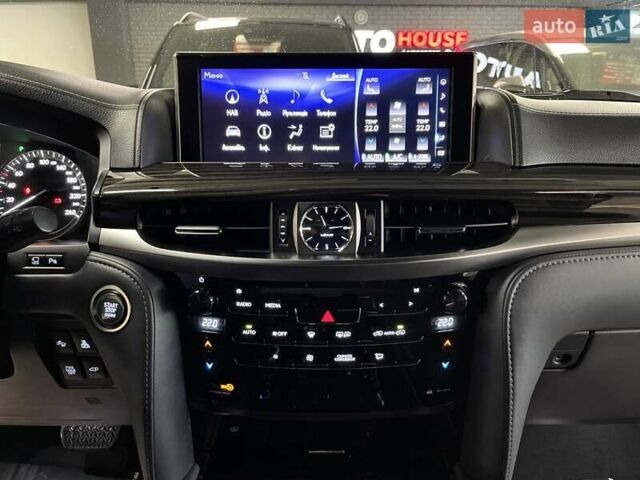 Чорний Лексус ЛХ, об'ємом двигуна 4.46 л та пробігом 156 тис. км за 73700 $, фото 57 на Automoto.ua