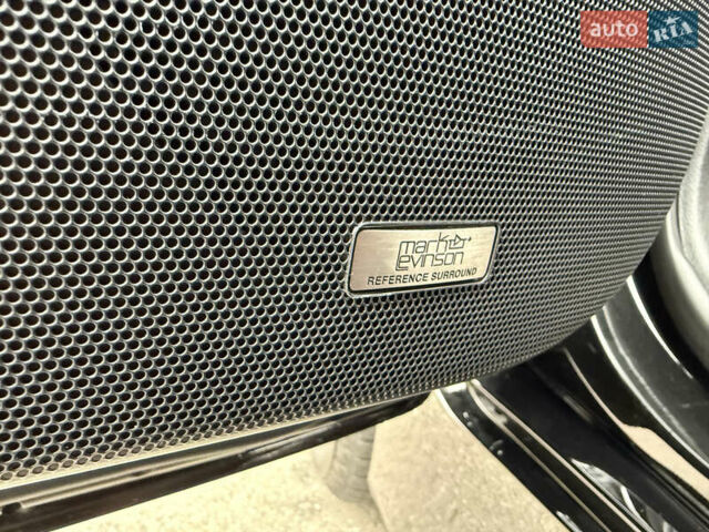 Черный Лексус ЛХ, объемом двигателя 5.66 л и пробегом 55 тыс. км за 81900 $, фото 47 на Automoto.ua